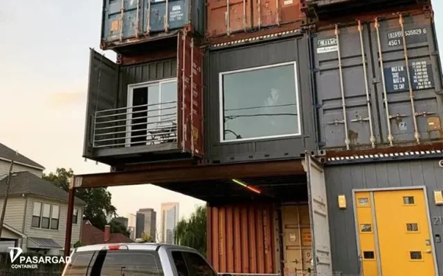 نمایی از کانکس ها